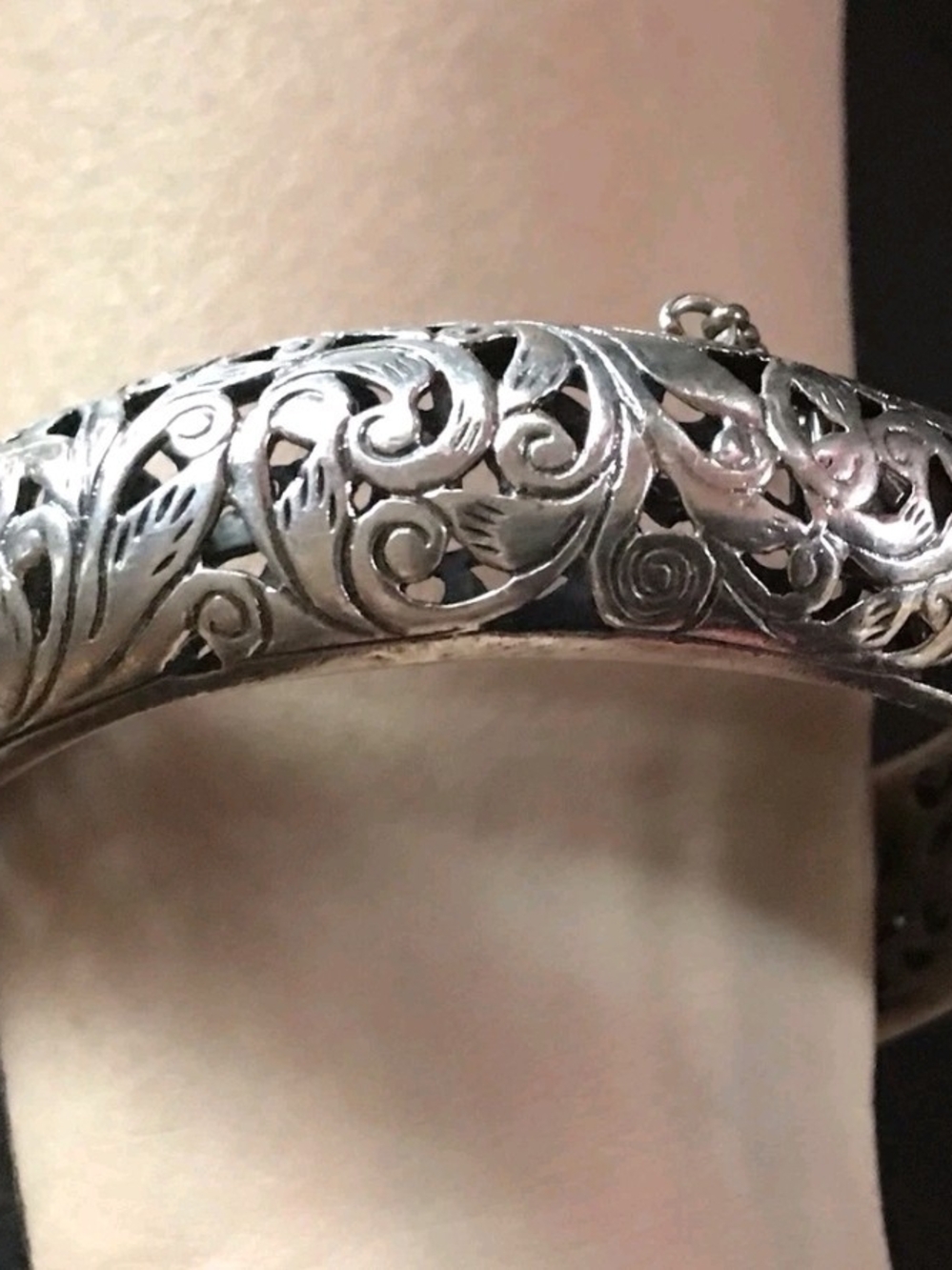 Silpada Silver Filigree Hinged Bangle Bracelet
